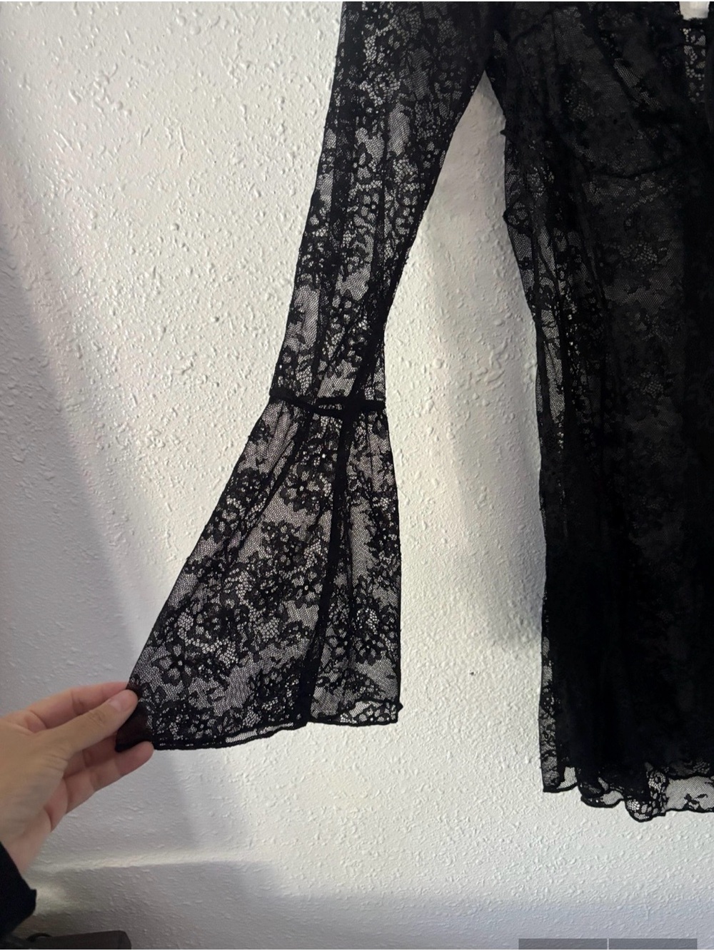 Black Lace Long-Sleeve Mini Dress - Picture 6 of 6